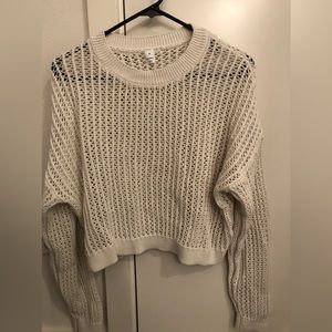 Old Navy size M crochet crop
